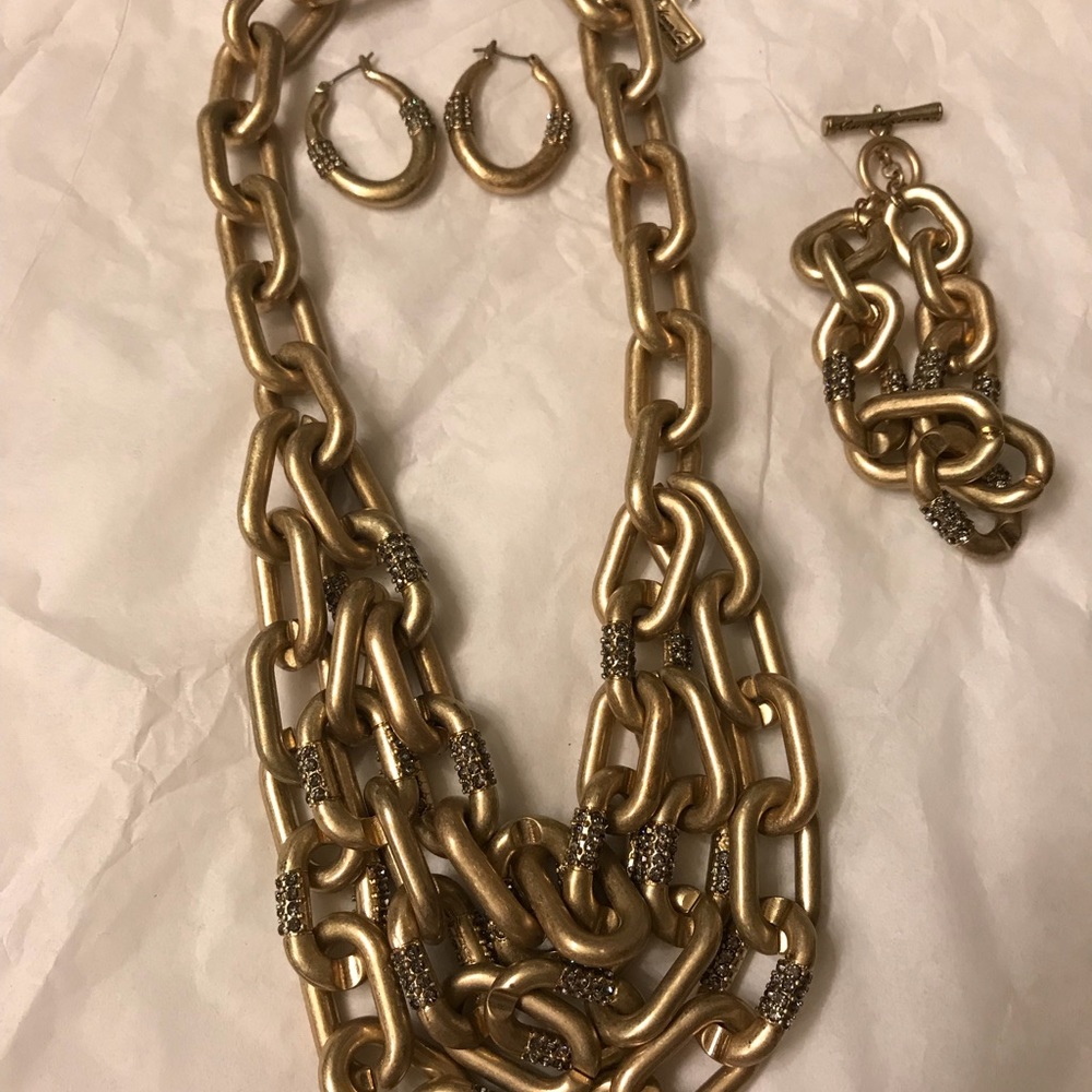 Gold Kenneth Cole necklace set